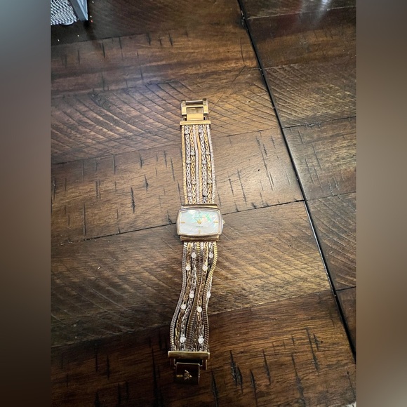Anne Klein Accessories - ⏰⌚️💕Anne Klein Gold and Silver Beaded Bracelet